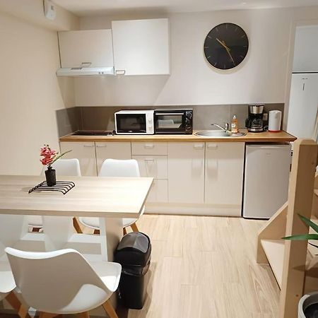Le Petit Cocon Apartment Pont-Évêque Екстериор снимка
