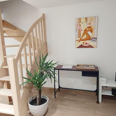 Le Petit Cocon Apartment Pont-Évêque Екстериор снимка